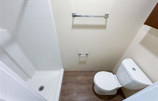 Studio, 1 bath, 160 sqft, $1,150, Unit 353
