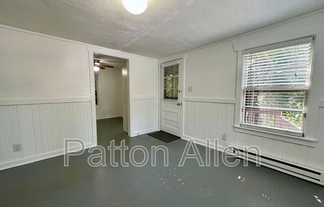 4 ARBUTUS RD