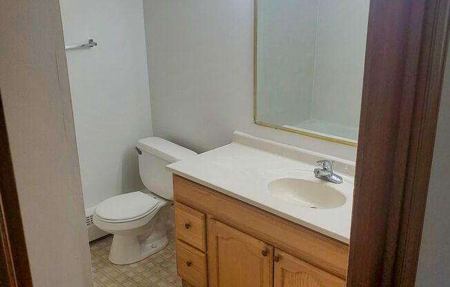 2 beds, 1 bath, 775 sqft, $1,379, Unit 2346-2