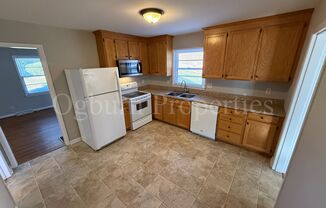 3 beds, 1 bath, $1,395