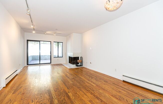 Nob Hill: 2 Bed 2 Bath Condo w/ Massive Private Patio, Parking & Storage Included