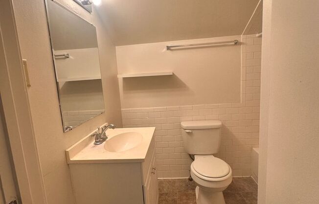 1 bed, 1 bath, $1,045