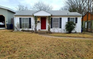 2 Bedroom, 1 Bath in Little Forest Hills!