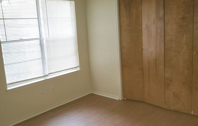 2 beds, 1.5 baths, $1,350