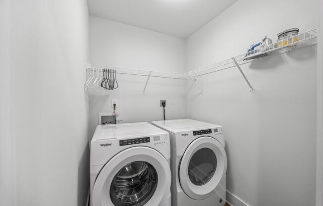 3 beds, 2.5 baths, 1,580 sqft, $2,400, Unit AV137