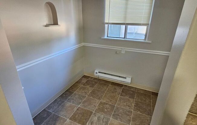 1 bed, 1 bath, $1,195