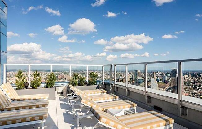 2 beds, 2 baths, 960 sqft, $5,726, Unit 16H