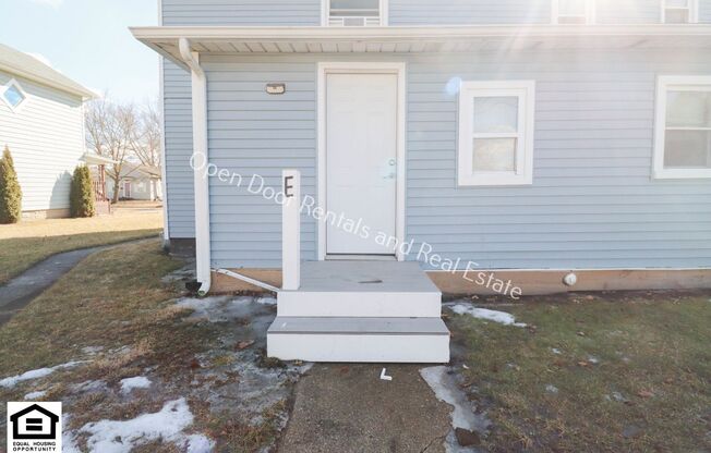 354 W 9th st