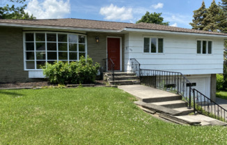 102 Chaumont Dr