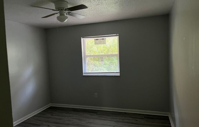 2 beds, 1 bath, $785