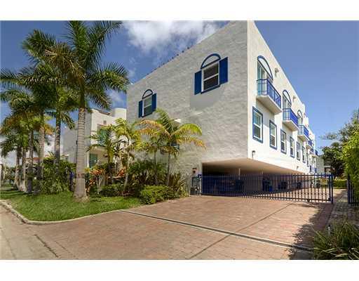 Lotos Townhouses