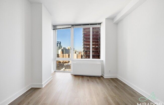 1 bed, 1 bath, 601 sqft, $4,100, Unit 15D