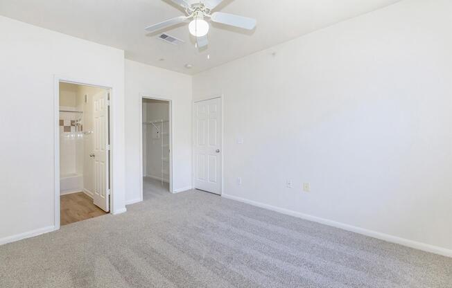 3 beds, 2 baths, 1,261 sqft, $1,495