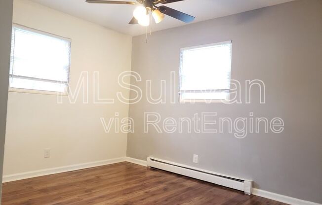 2421 DEARBORN DR