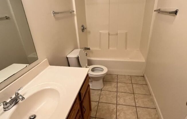 3 beds, 2 baths, $1,675