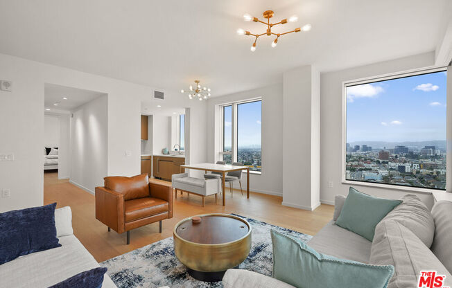 2 beds, 2 baths, 1,290 sqft, $4,900, Unit 2608