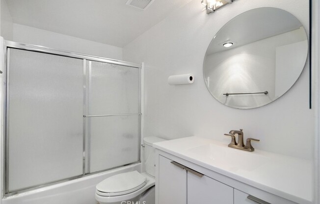 Studio, 1 bath, 358 sqft, $1,890, Unit 259G