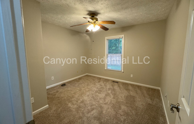 3 beds, 2 baths, $1,900