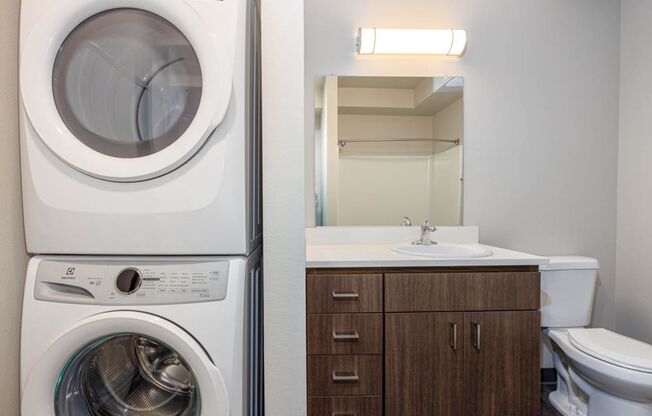 1 bed, 1 bath, 650 sqft, $1,499, Unit 208