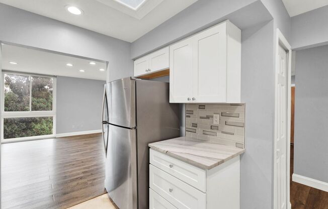 Welcome Home, Newly Remodeled Condo