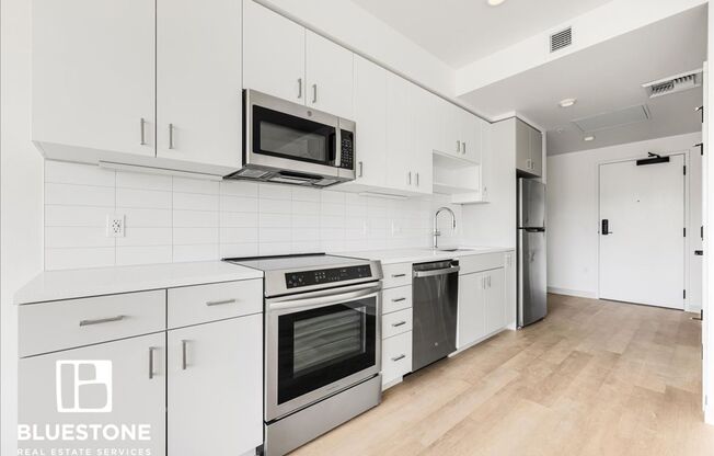 Studio, 1 bath, 584 sqft, $1,749, Unit 207