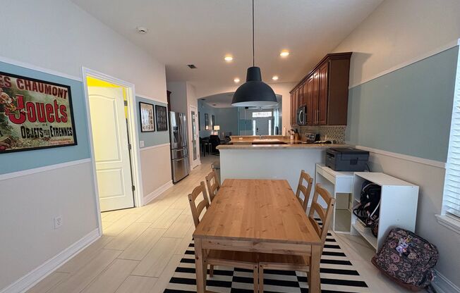 3BED / 2 BATH - in Harmony FL