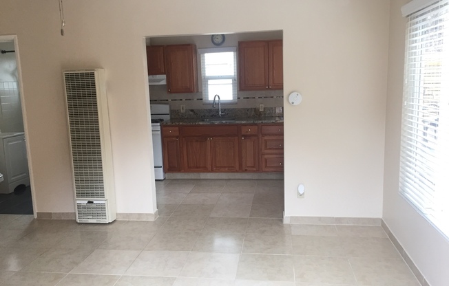 Studio, 1 bath, 325 sqft, $2,150, Unit 9