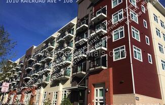 1010 RAILROAD AVE