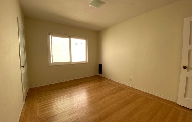 2 beds, 1 bath, 850 sqft, $3,550, Unit 304