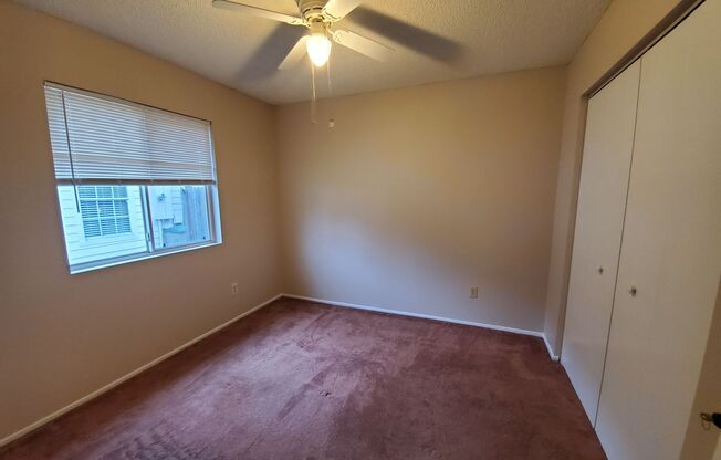 129 EDGEWATER CIR