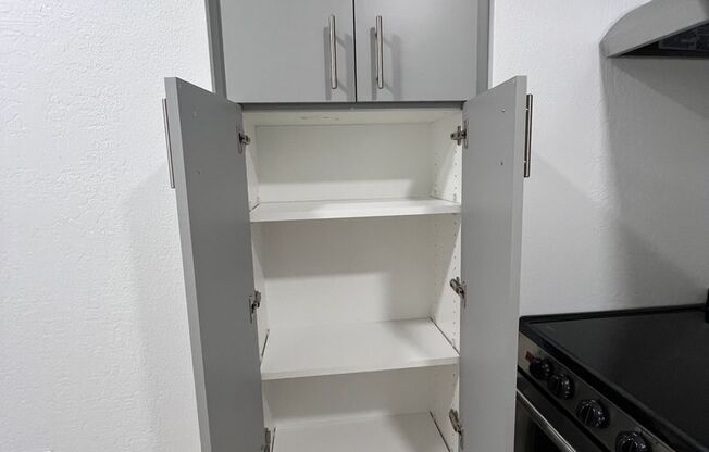 Studio, 1 bath, 480 sqft, $1,550, Unit 131