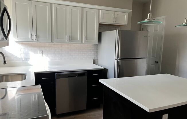 Steps away from Allegheny General Hospital Townhome!