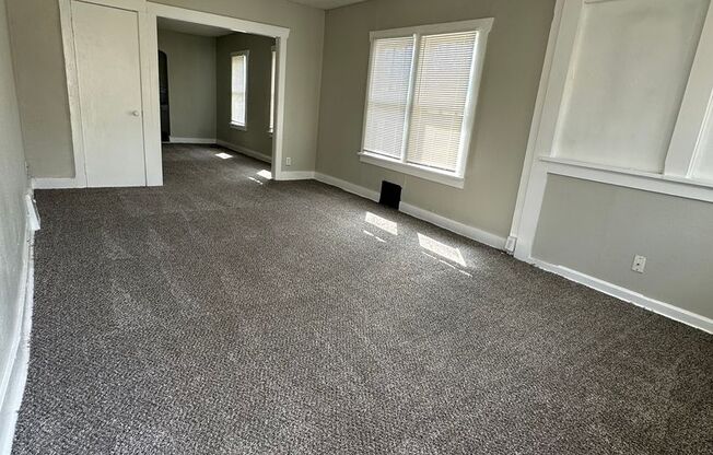 8409 Park Ave 64132 - 3 Bedroom 1 Bathroom - (816)602-6520