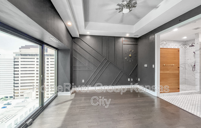 1101 Walnut St. Unit 1407