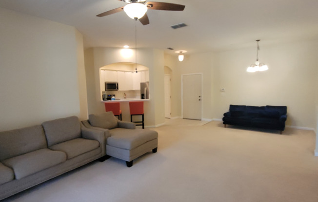 3351 WHITSTONE CIR