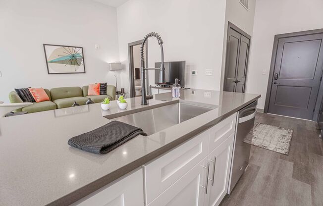 1 bed, 1 bath, 725 sqft, $1,610, Unit A111