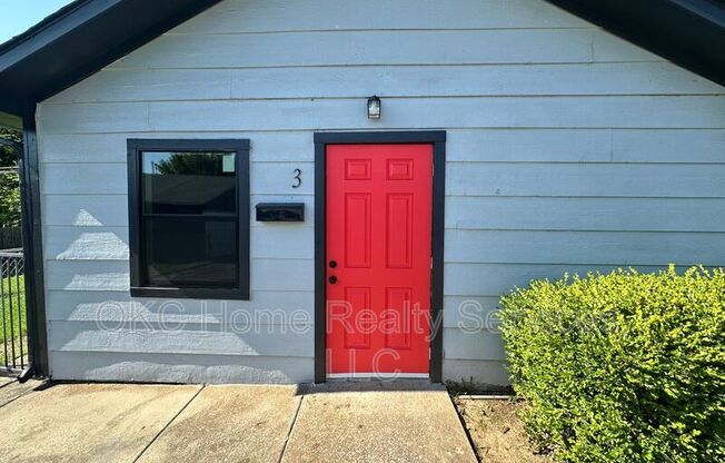1612 NE 24 ST
