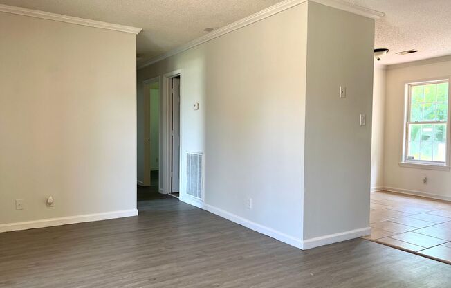 1047 Shadow Ridge Ave