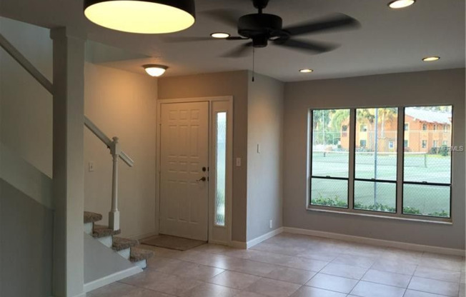 1735 CUPECOY CIR
