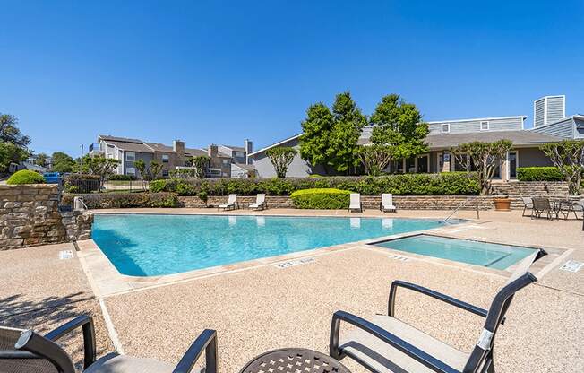 Beautiful Swimming Pool and Lounge Chairs