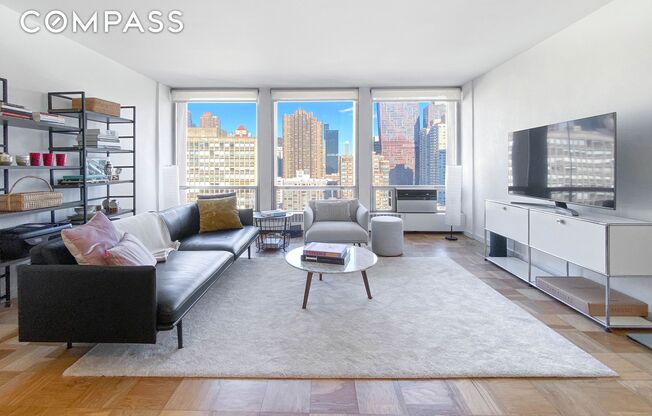 1 bed, 1 bath, 757 sqft, $4,450, Unit 18A