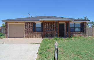 4638 Erskine Street