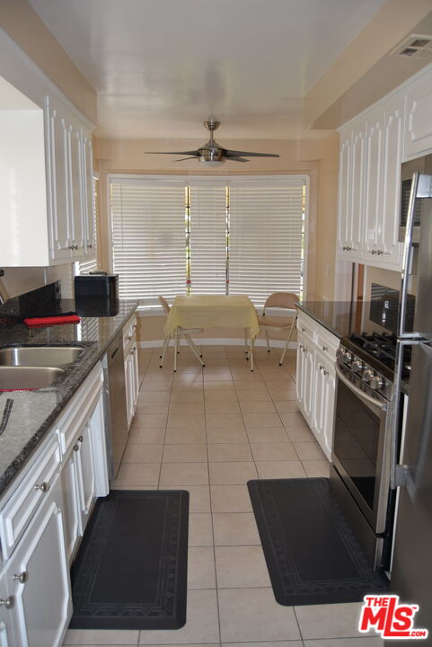 3 beds, 1.8 baths, 2,147 sqft, $5,800