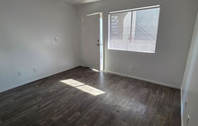 1 bed, 1 bath, 504 sqft, $899