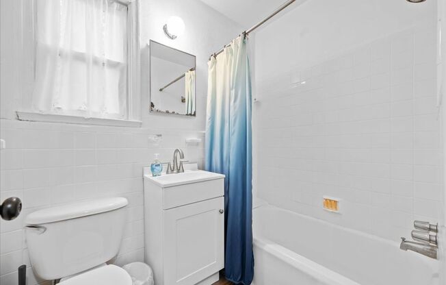2 beds, 1 bath, $1,500