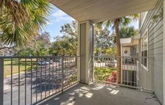 Bright and Spacious 2 BR / 2 BA Condo in Coveted Lake Mary!