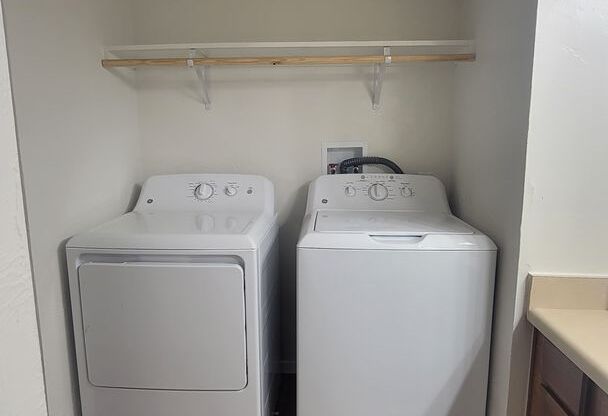 1 bed, 1 bath, 683 sqft, $939, Unit 263
