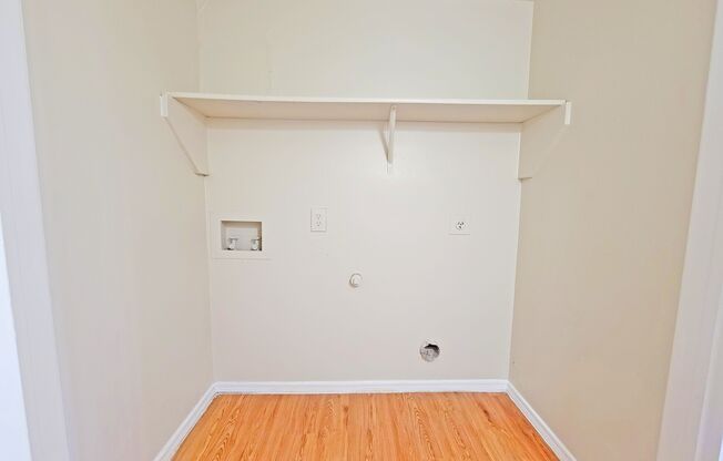 2 beds, 2 baths, 1,002 sqft, $1,731