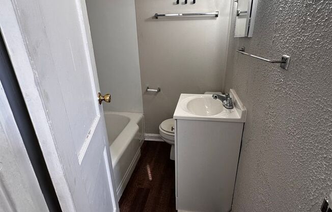 1 bed, 1 bath, $775