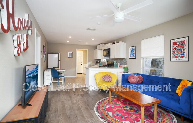 2120 IOWA ST